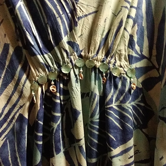 Vacation / Staycation Dress - Picture 4 of 7